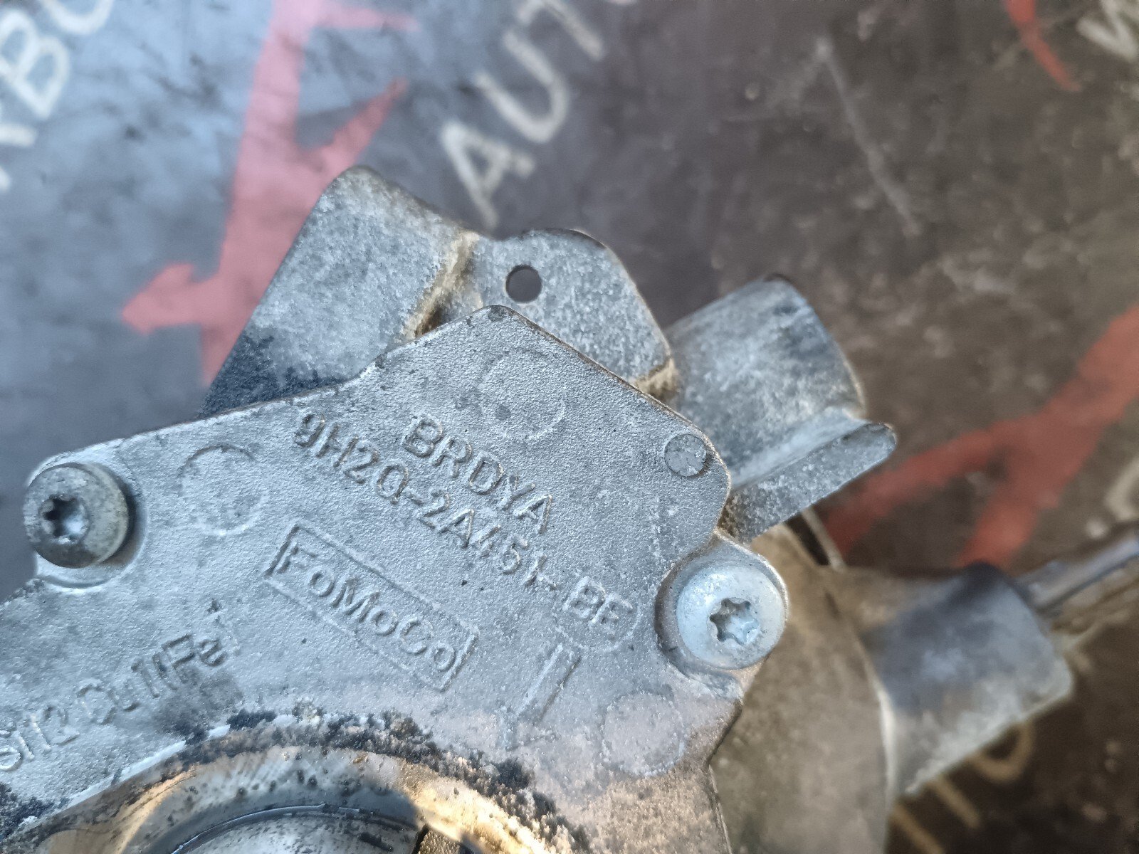 POMPE A VIDE  RANGE ROVER SPORT 3.0 TDV6 306DT9H2Q2A451BE