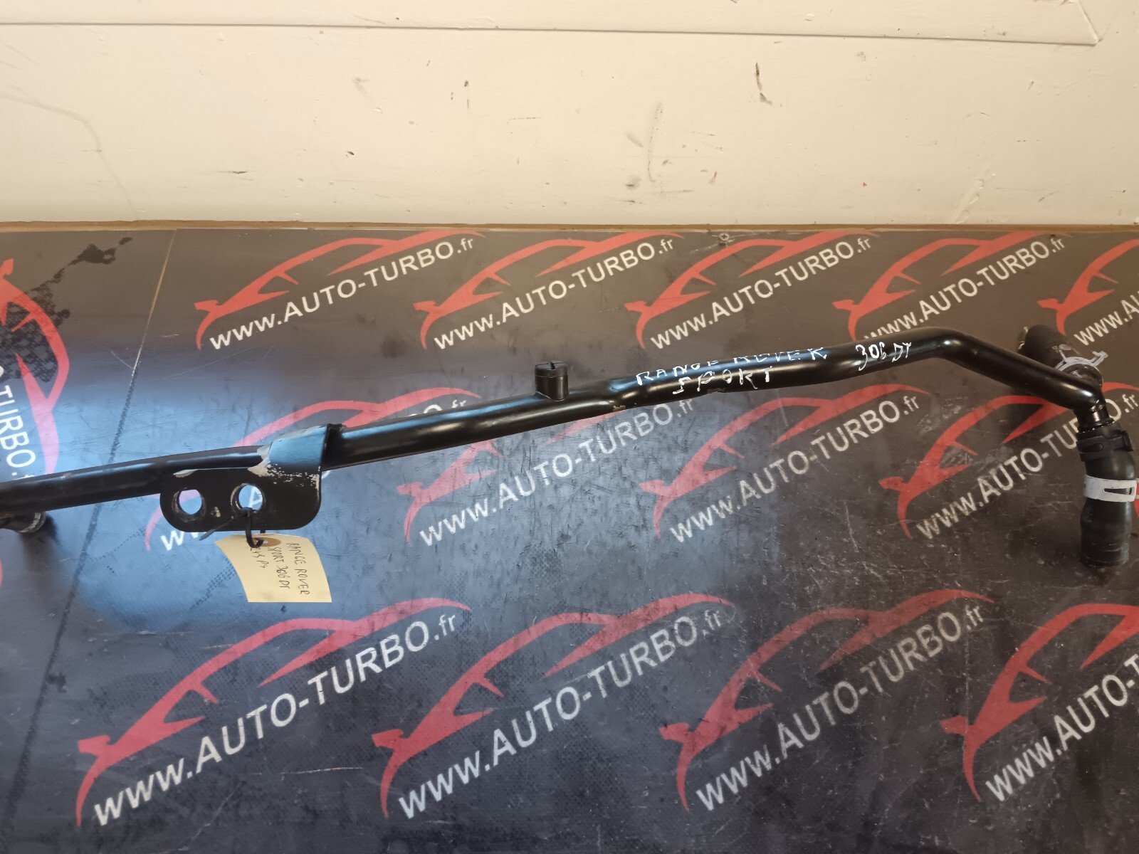 TUYEAU  RANGE ROVER SPORT 3.0 TDV6 306DT