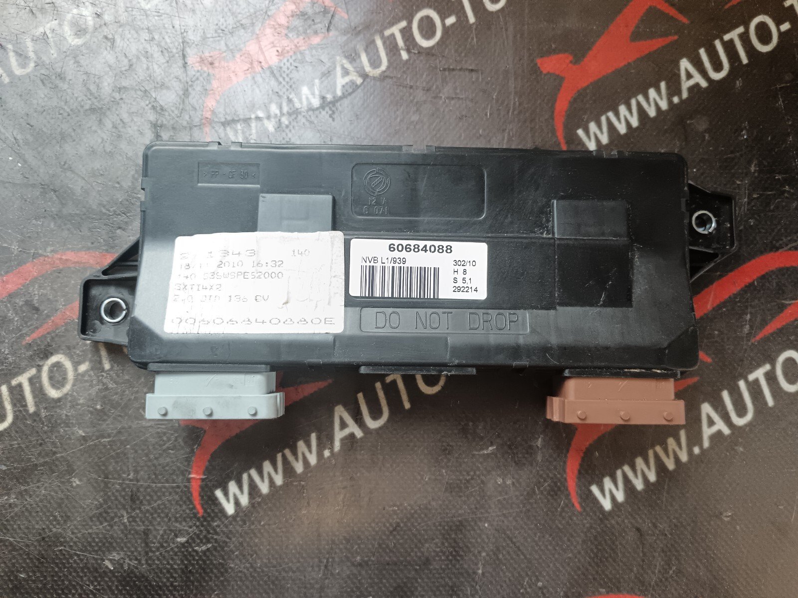 MODULE ELECTRONIQUE CENTRALISATION ALFA ROMEO 159 2.4 JTD TI 60684088