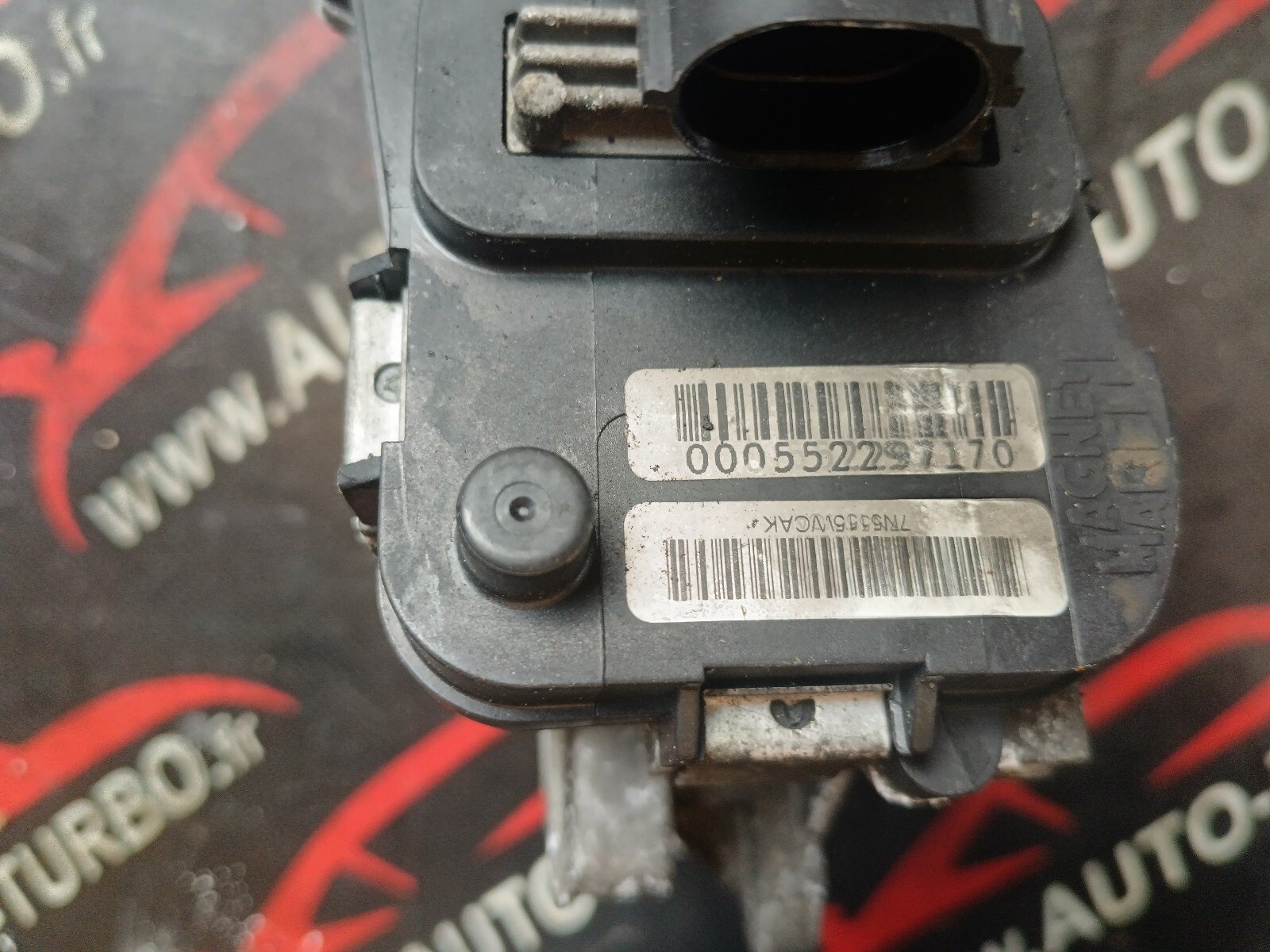 BOITIER PAPILLON  ALFA ROMEO 159 2.4 JTD TI 55229467