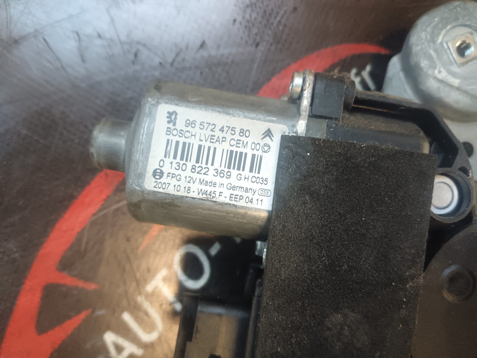 SYSTEME LEVE VITRE AVANT DROITE PEUGEOT 308 I 9657247580