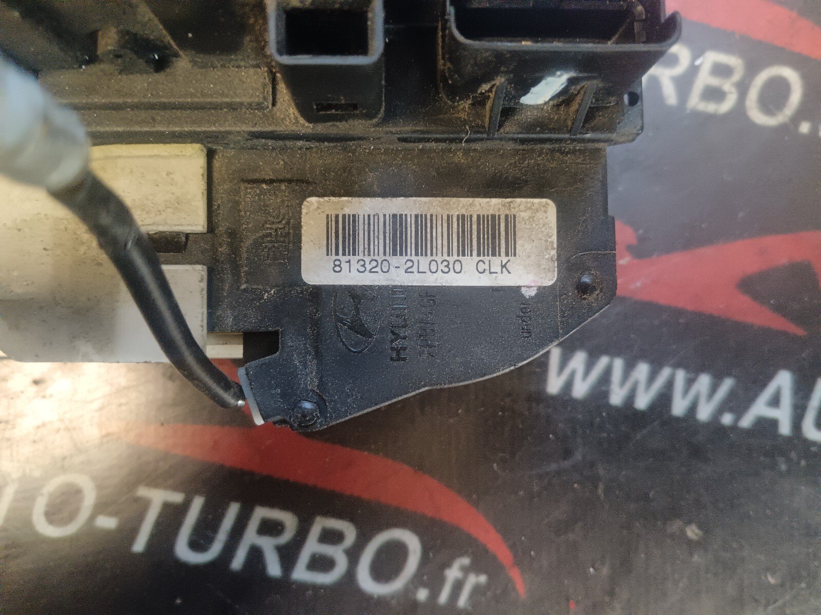 SERRURE DE PORTE AVANT DROITE HYUNDAI I30 813202L030