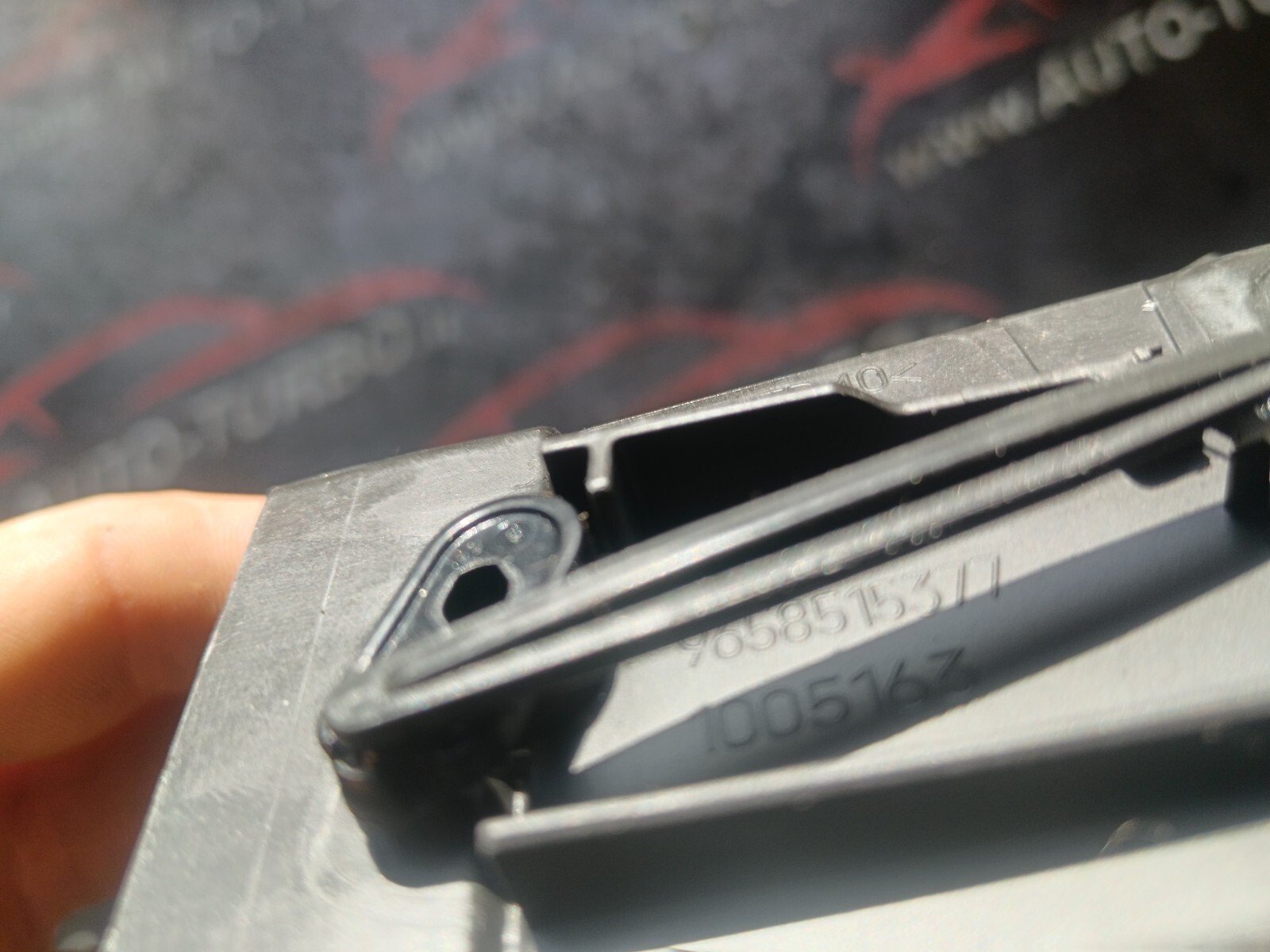 GRILLE D'AERATION PEUGEOT 308 I 9658515377