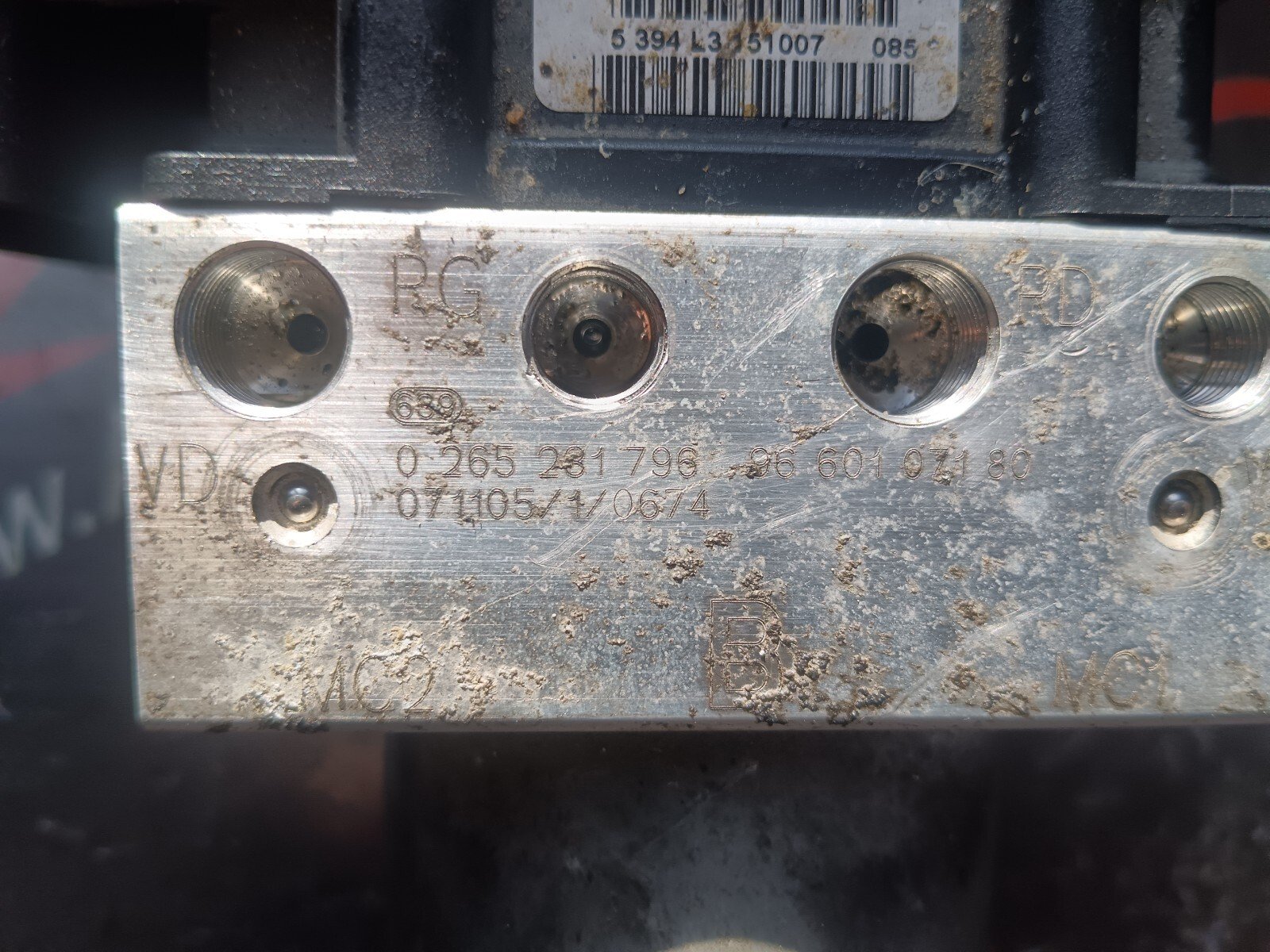 POMPE ABS  PEUGEOT 308 I 1.6 HDI 90 CH 9660107180 , 0265800555