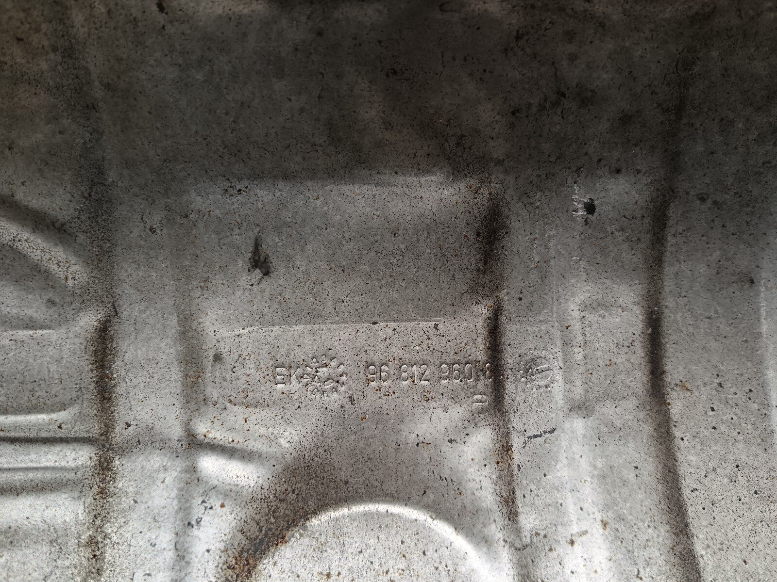 CACHE PARE FEU CATALYSEUR PEUGEOT 308 I 1.6 HDI 90 CH 9681296080