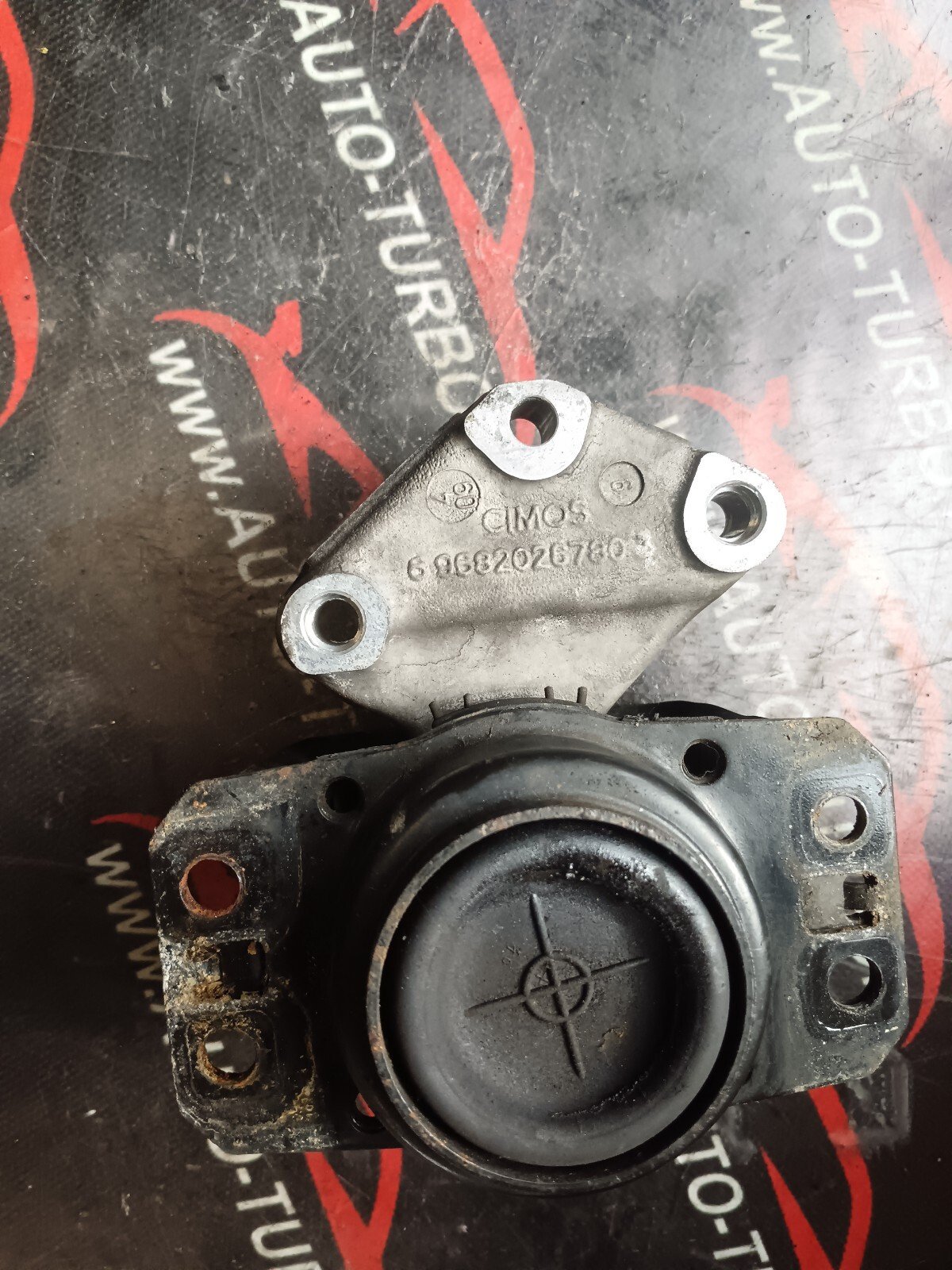 SUPPORT MOTEUR DROITE PEUGEOT 308 I 1.6 HDI 90 CH 9682026780