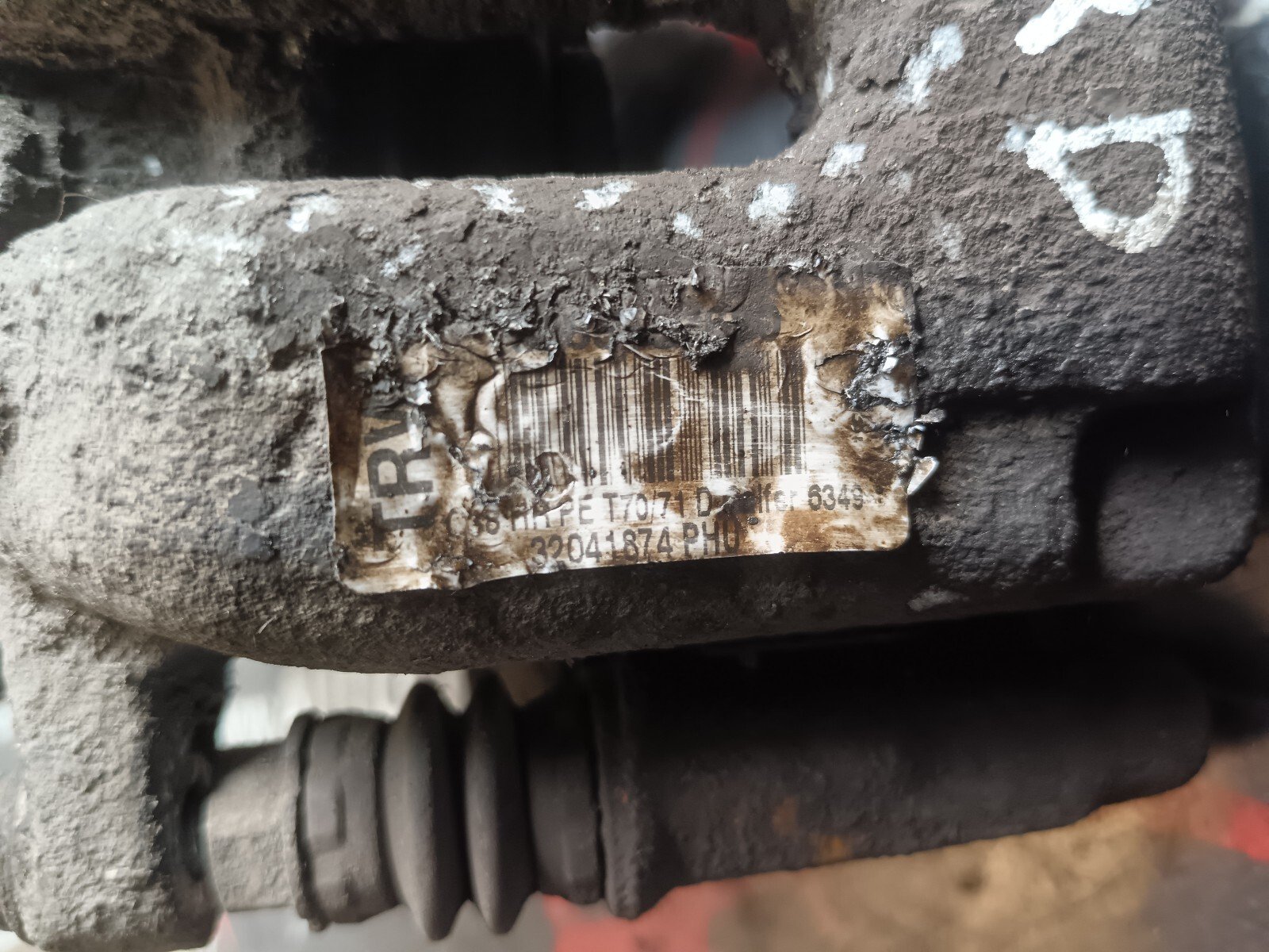 ETRIER DE FREIN ARRIERE  DROITE PEUGEOT 308 I 1.6 HDI 90 CH 32041874